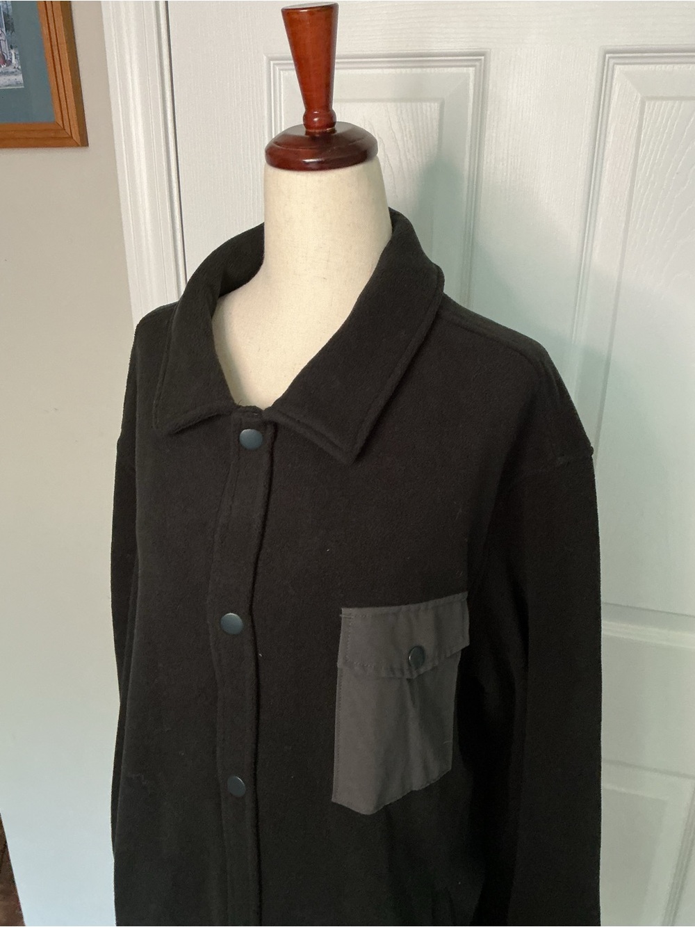 Men's Black Pea Coat with Contrast Chest Pocket - Classic Snap Front - Picture 5 of 9